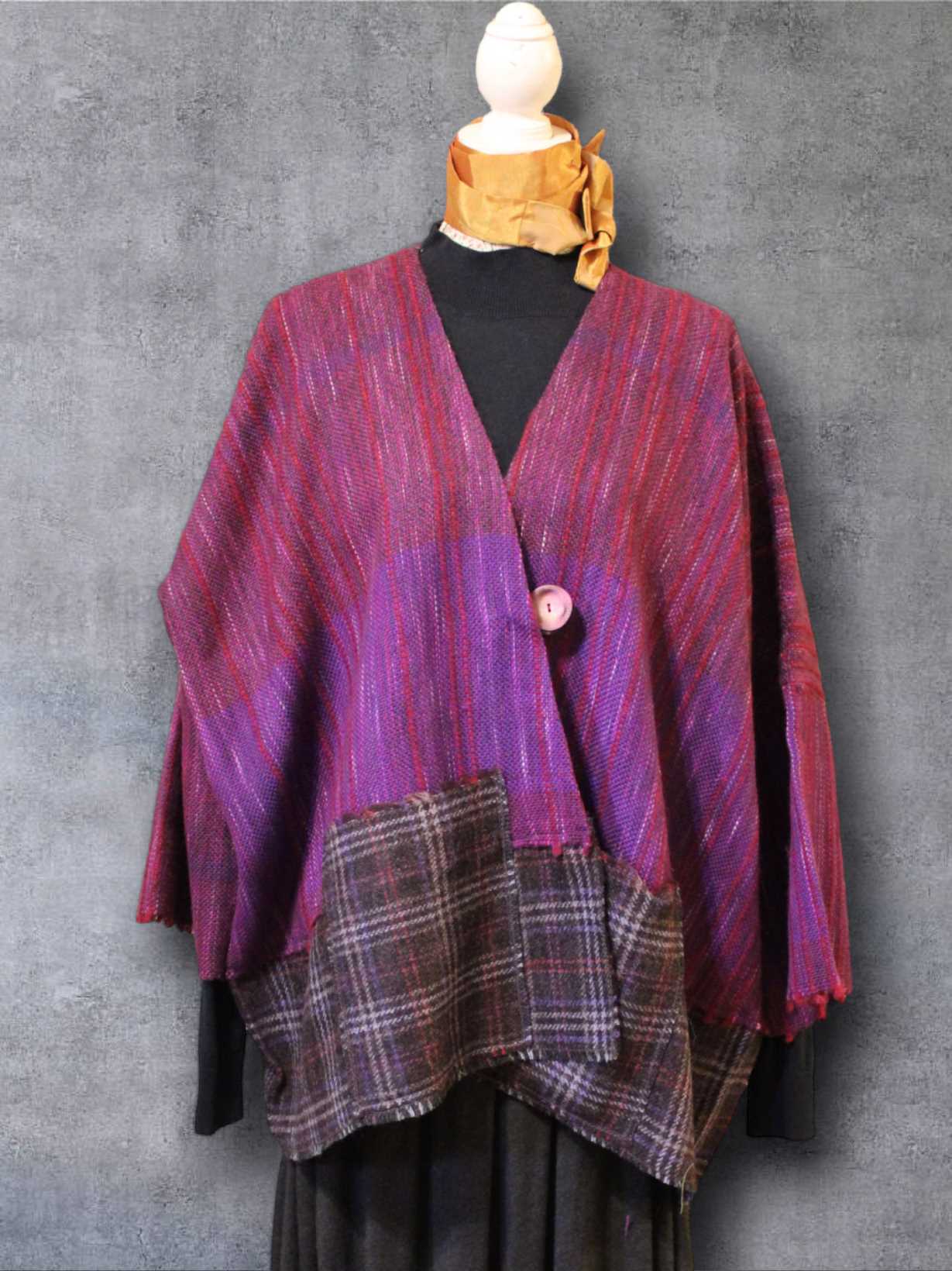 giacca siracusa color vinaccia di paola boerci trama