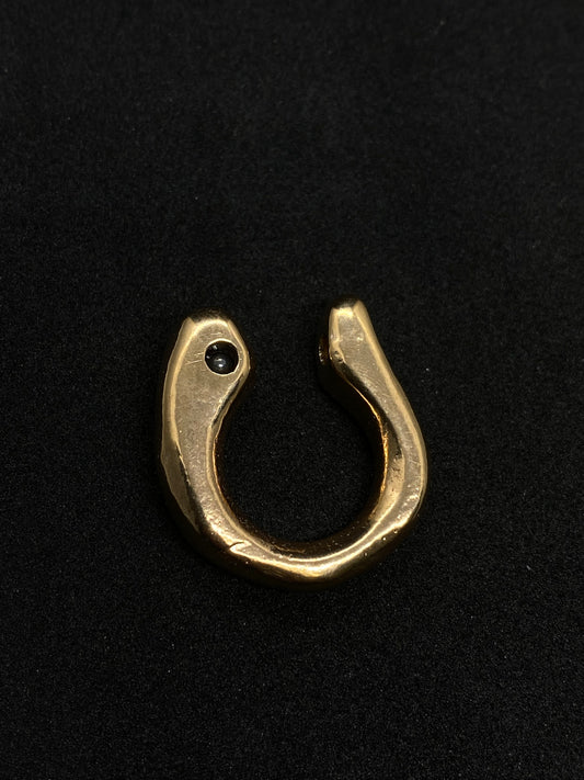 anello grilletto fatto a mano in bronzo