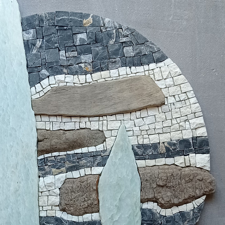 dettaglio mosaico astratto island, pezzo unico fatto a mano da cecilia giusti