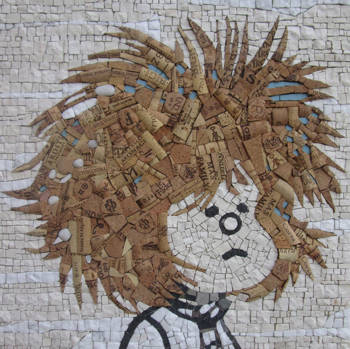 mosaico fatto a mano raffigurante mafalda, pezzo unico realizzato da cecilia giusti