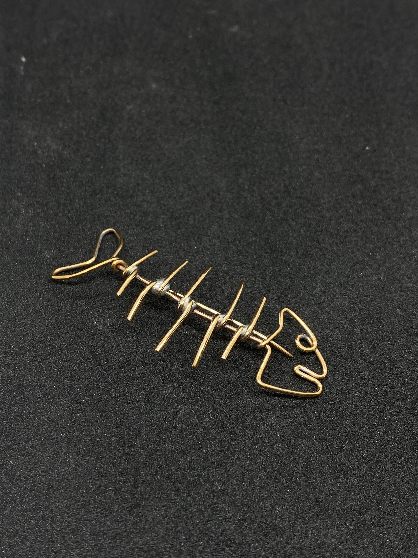 Bronze herringbone brooch 4