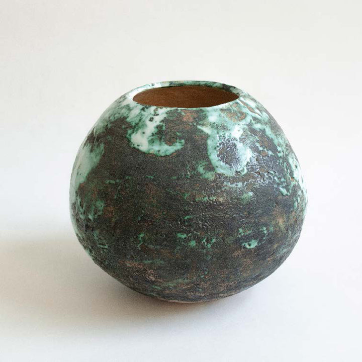 Vaso gaia fatto a mano in ceramica da Mariangela Zabatino