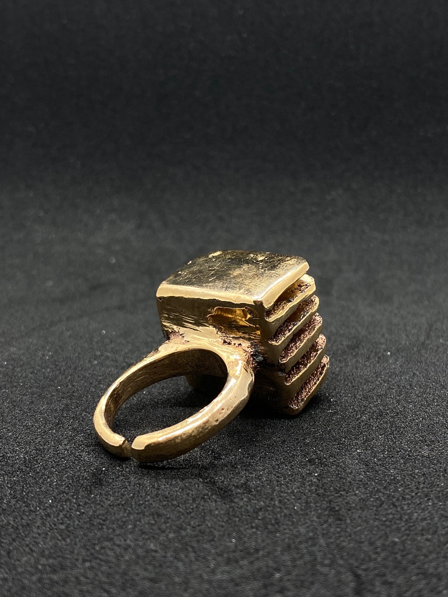 Anello radiatore in bronzo - Zama Labz