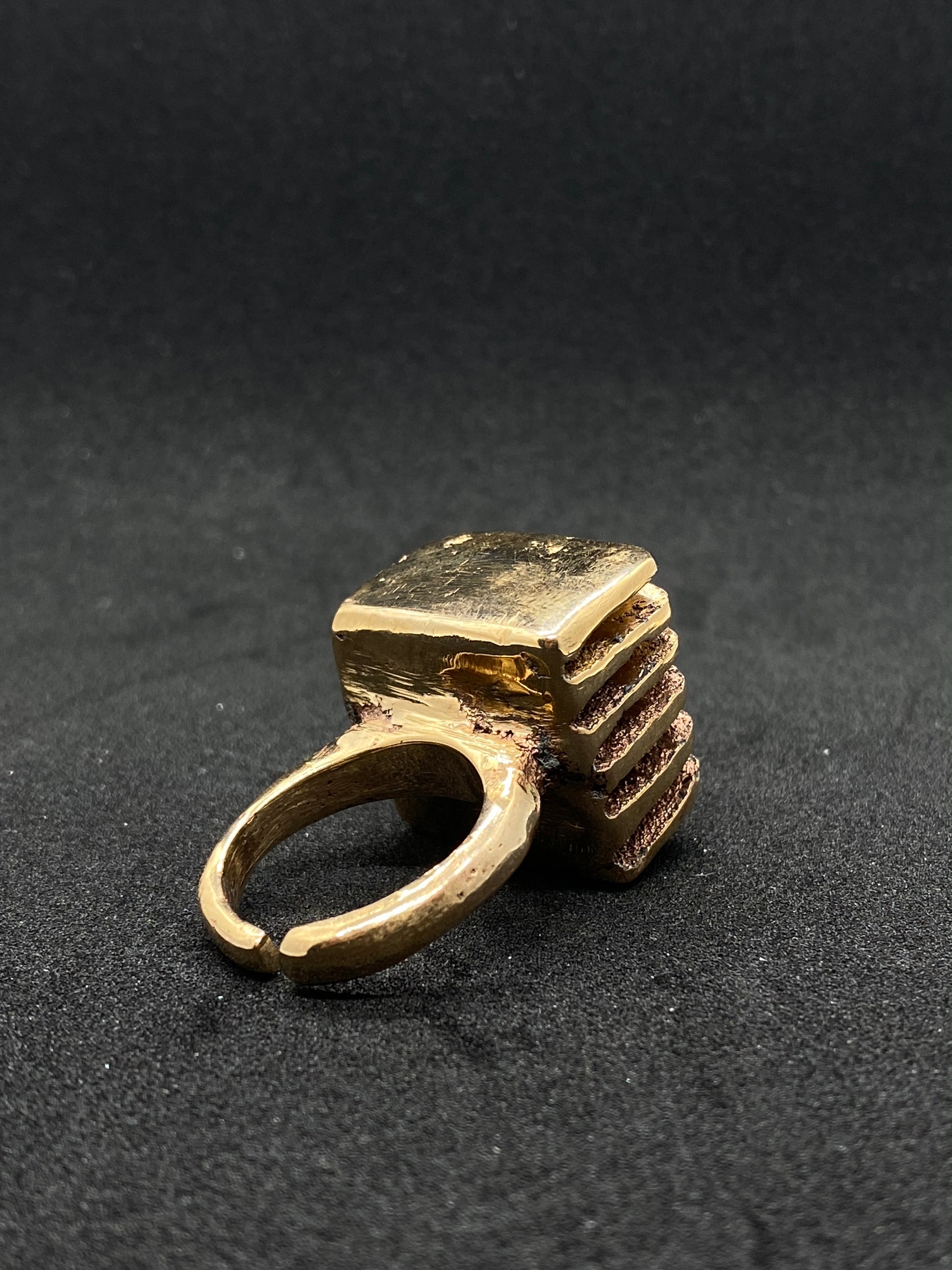 Anello radiatore in bronzo - Zama Labz